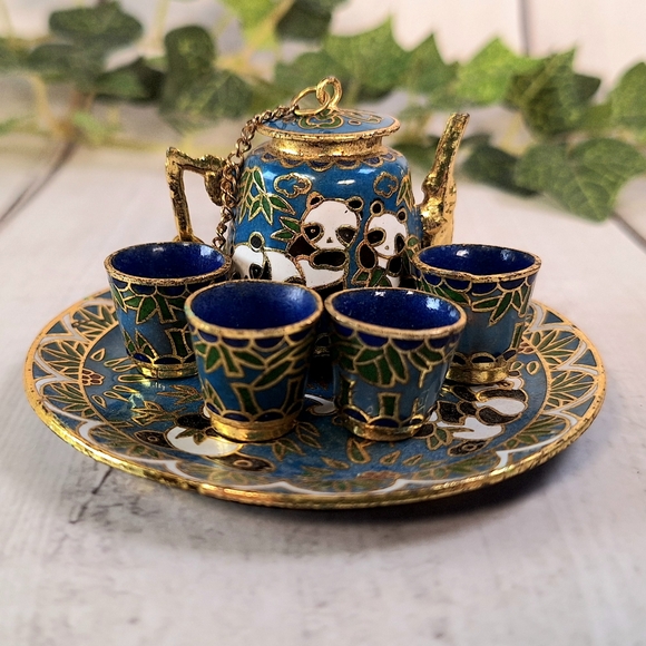 Vintage Cloisonne Mini Panda Tea Set - Blue and Gold - Picture 5 of 6